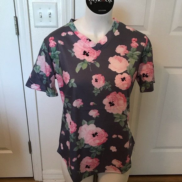 Tops - Picture 8 of 8